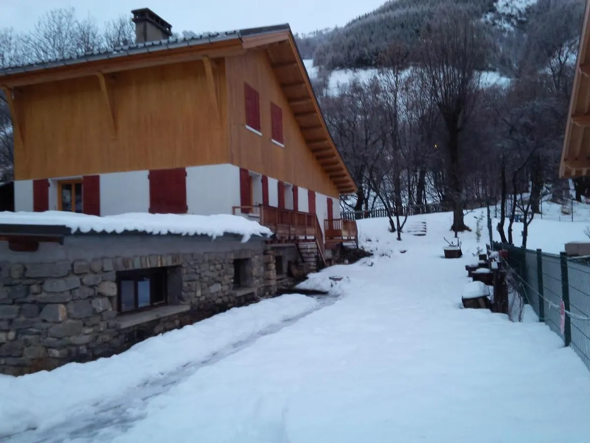 appartement en duplex dans un chalet typique Valloire 0*,
